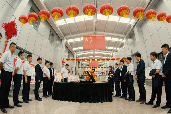 FC446B7D51CFC4744FEE86AA518CE6E0盲裝設(shè)備.jpg
