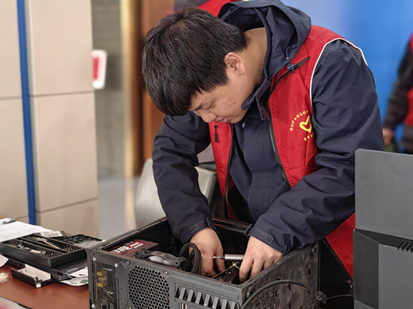 pc維修_副本.jpg